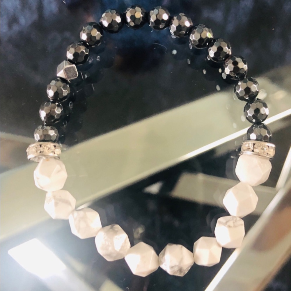 CSL Presents The “Divine Connection” Piece!